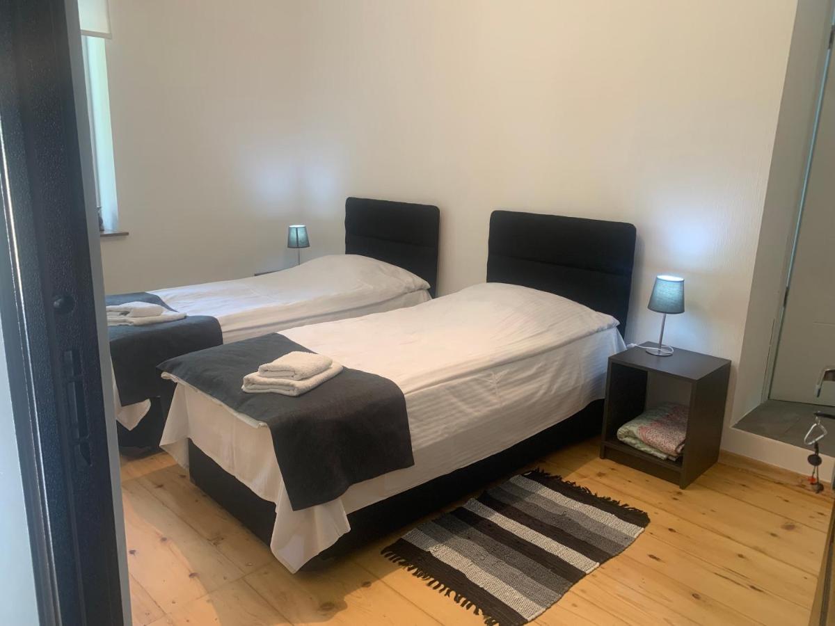 Hotel Lemi Местия Екстериор снимка