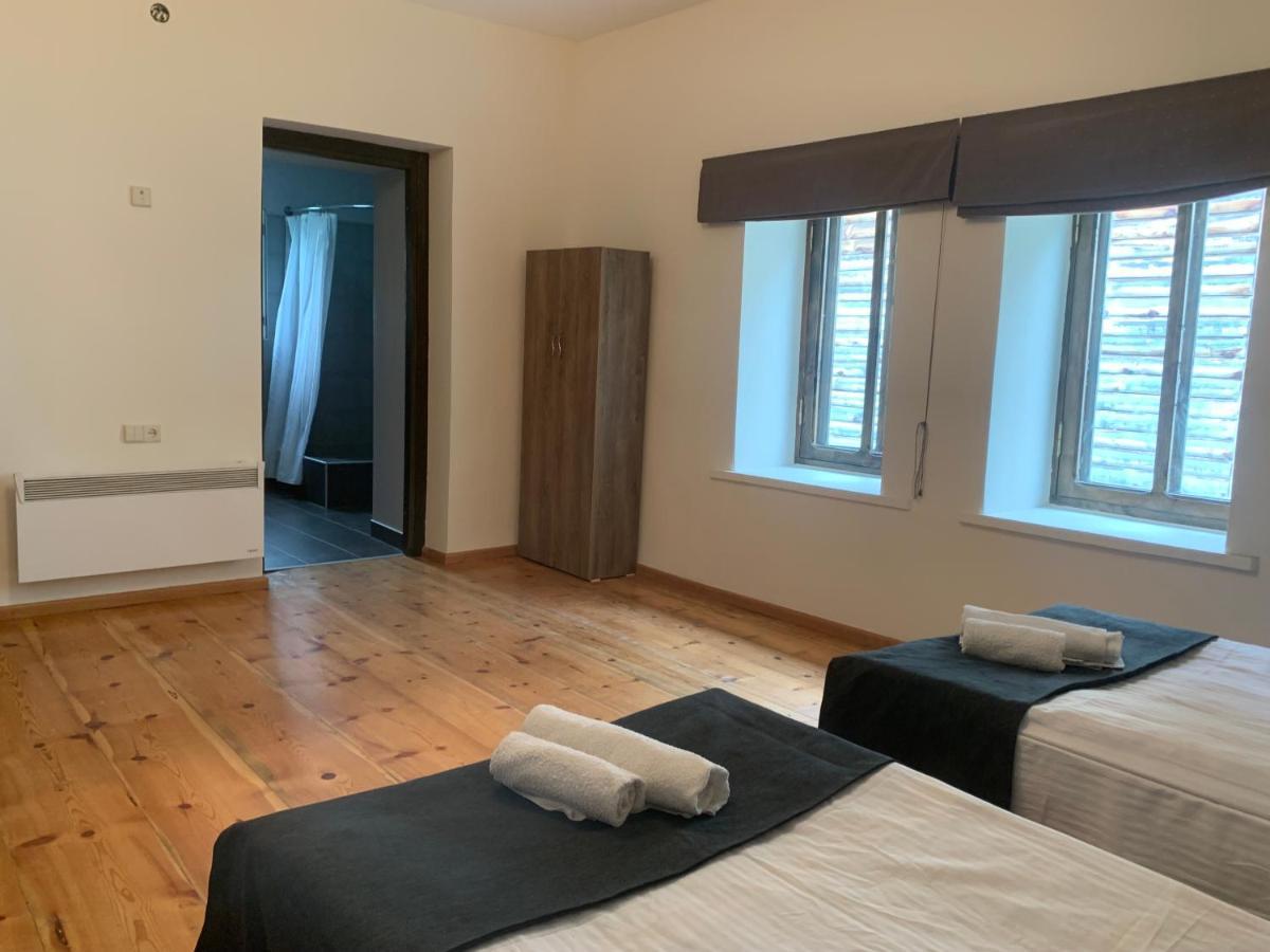 Hotel Lemi Местия Екстериор снимка
