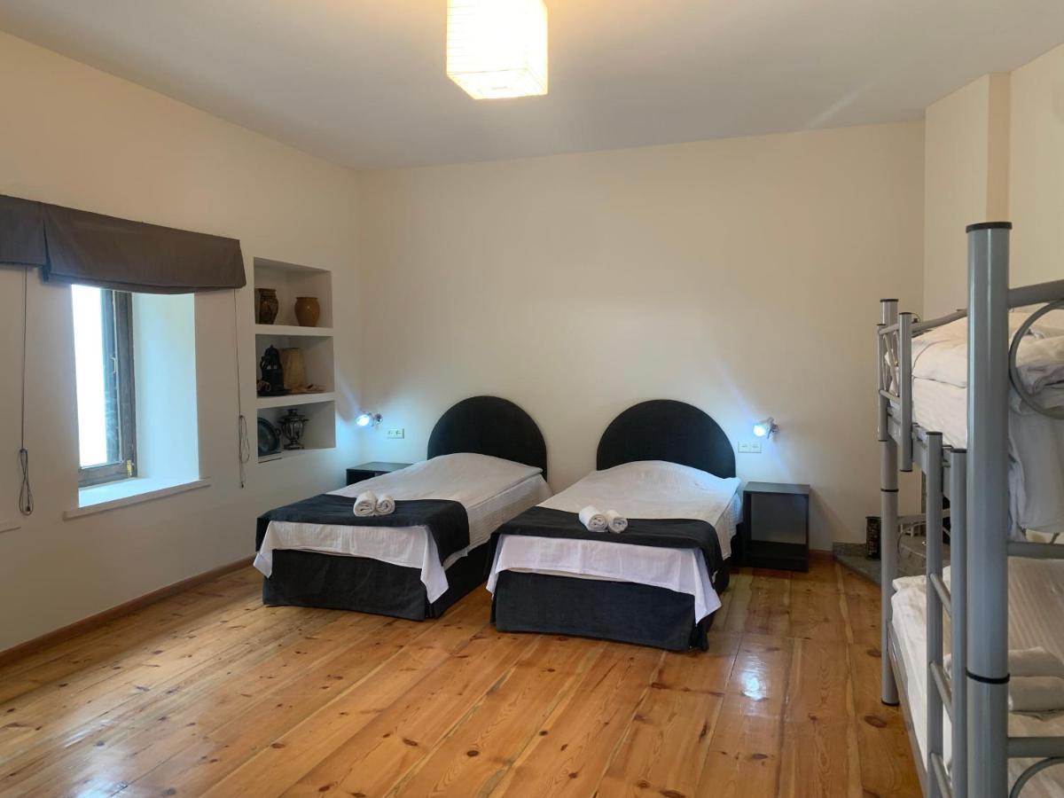 Hotel Lemi Местия Екстериор снимка