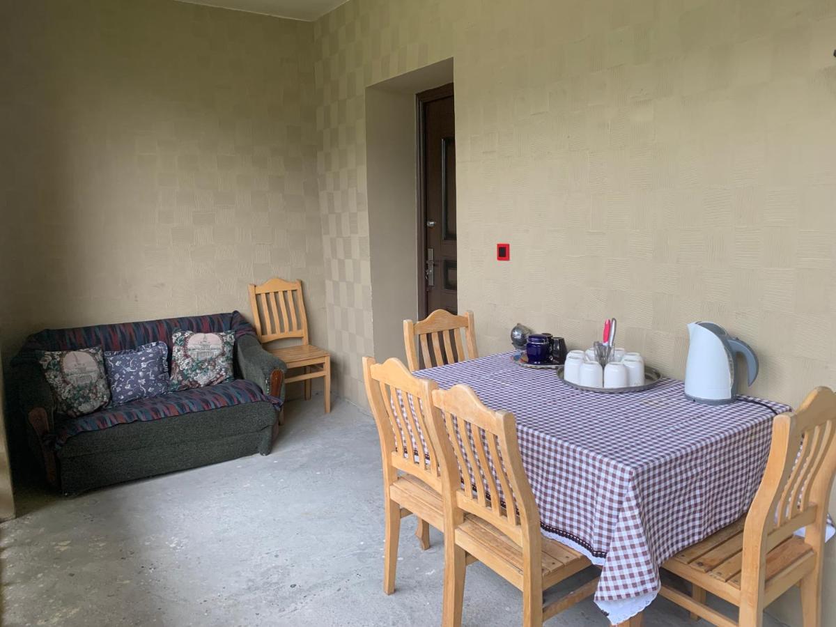 Hotel Lemi Местия Екстериор снимка
